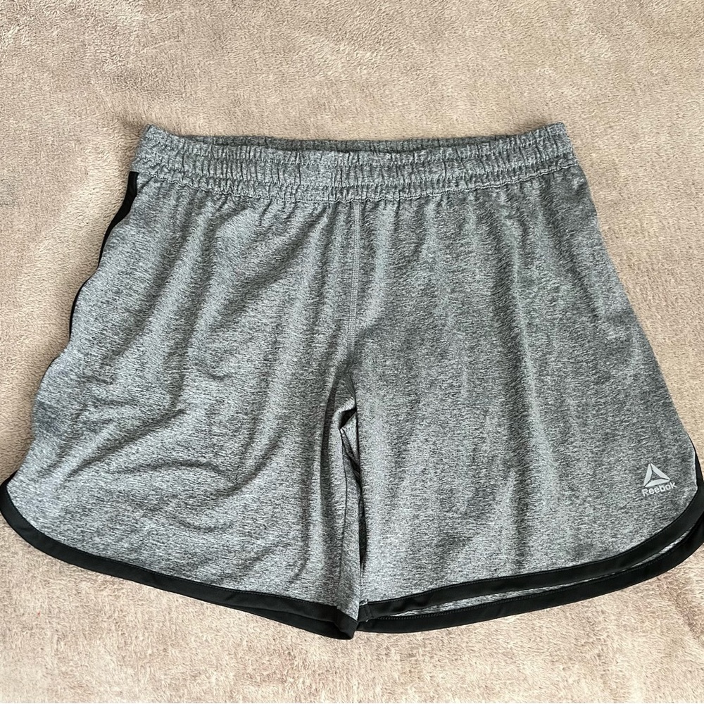 Women’s Reebok Shorts - Picture 4 of 6
